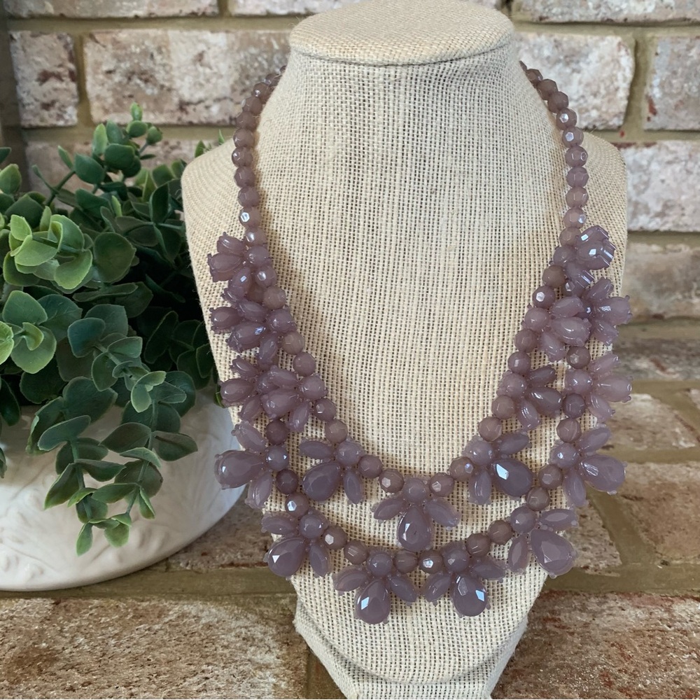 Elegant Lavender Beaded Necklace